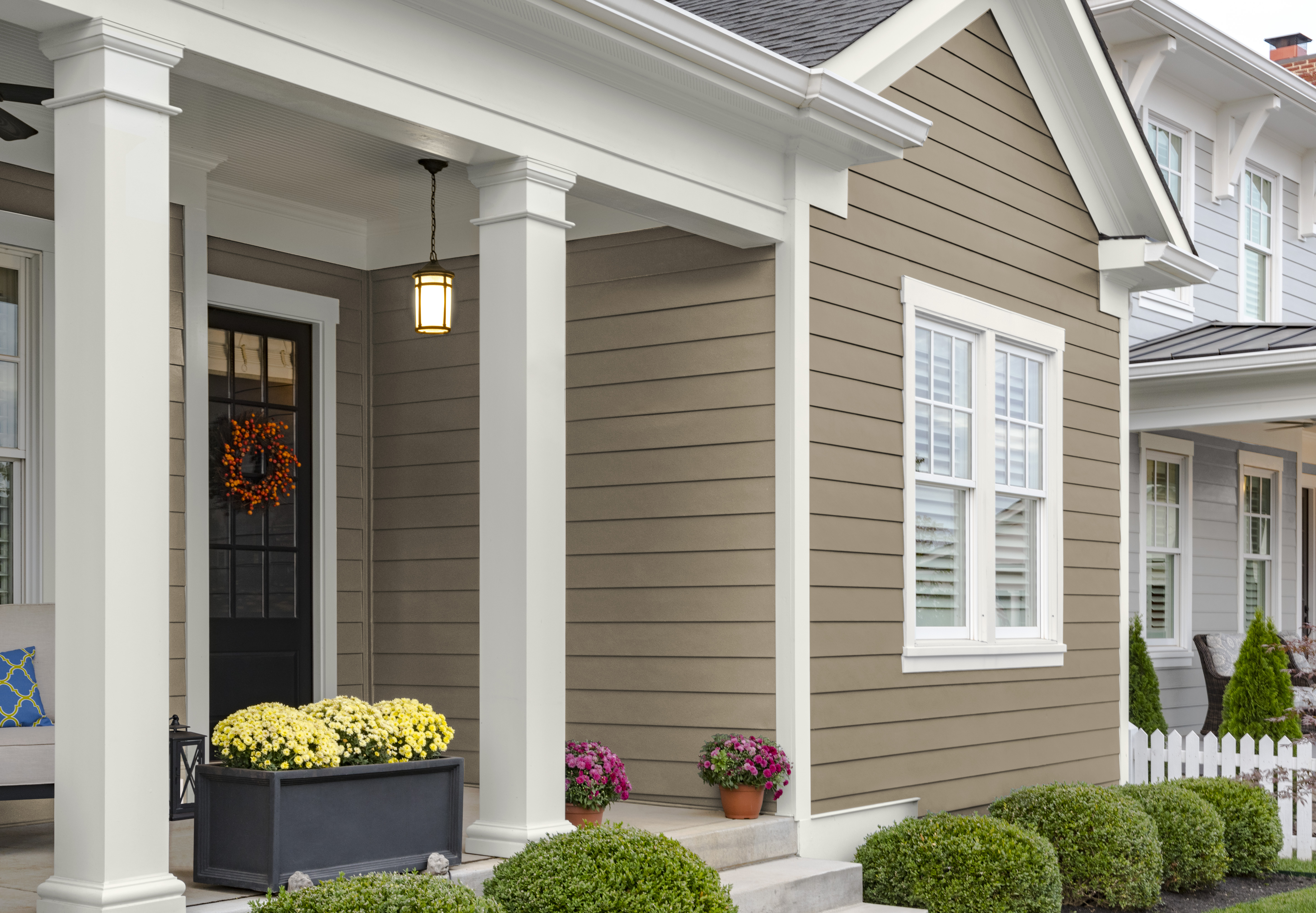 Main 11 - HARDIE PLANK HZ5 6.25 IN. X 144 IN. STATEMENT COLLECTION IRON GRAY SMOOTH FIBER CEMENT LAP SIDING - Arlington Coal & Lumber