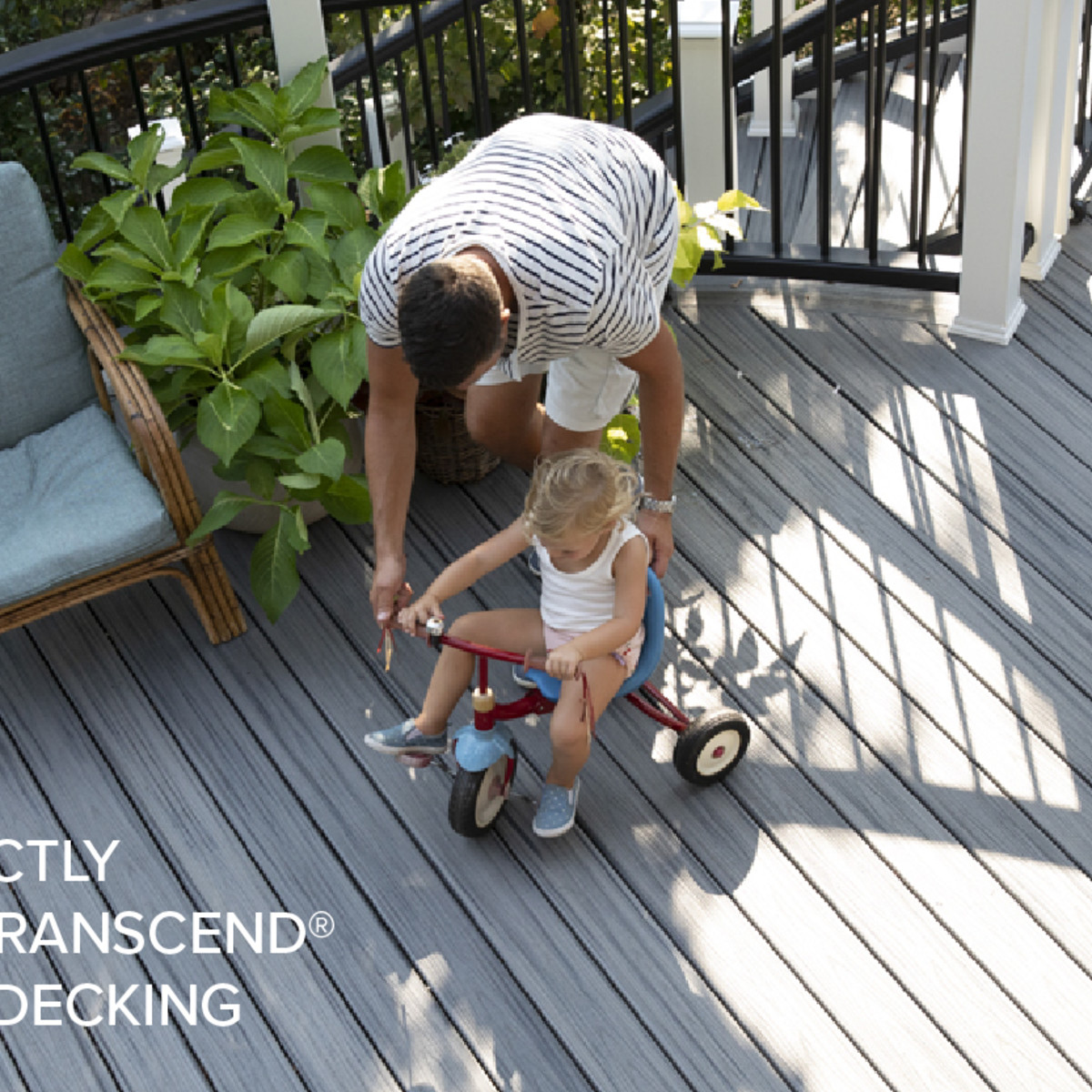 Main 12 - 6-ft x 36-in Transcend Horizontal Rail Kit with Composite Balusters - Charcoal Black Full Span - Arlington Coal & Lumber