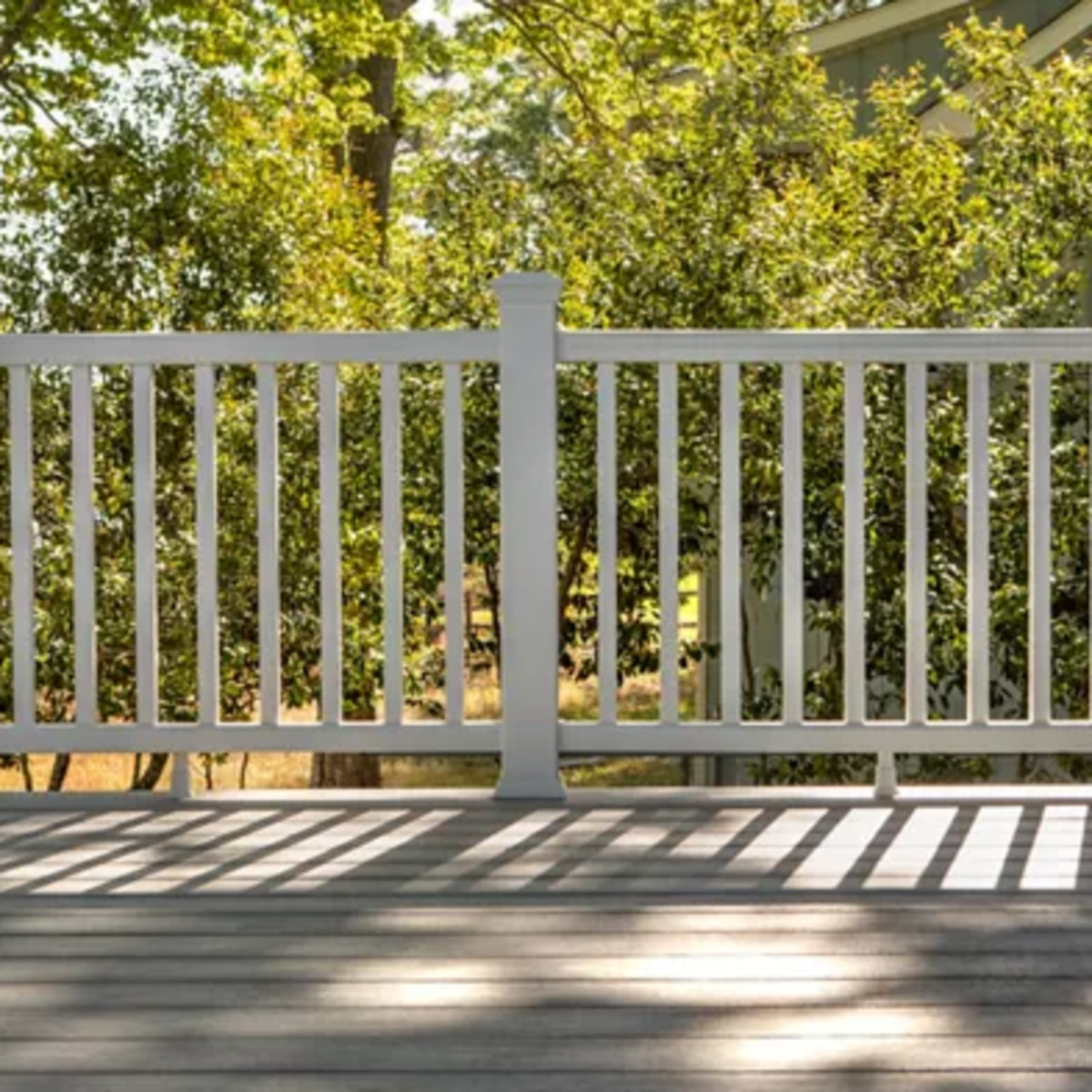 Main 4 - 8-ft Transcend® Universal Top or Bottom Rail  - Classic White Full Span - Arlington Coal & Lumber