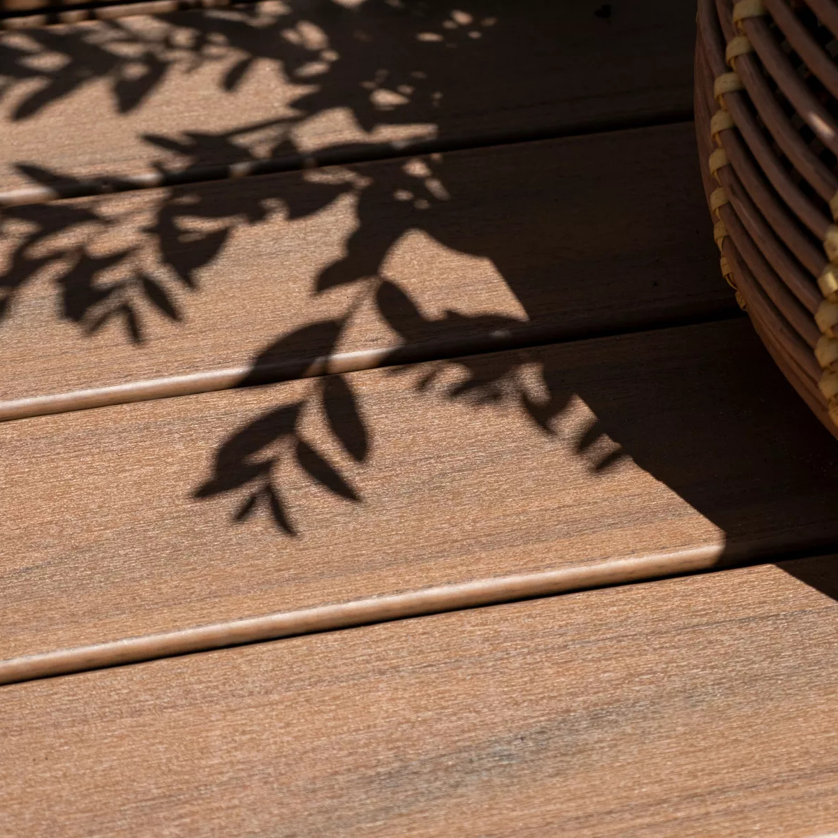 Main 8 - .94-in x 5.5-in x 20-ft Grooved Transcend® Lineage™ Rainier - Arlington Coal & Lumber