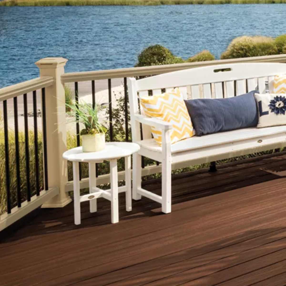 Main 10 - 6-ft Transcend Accessory Infill Kit for Round Aluminum Balusters-Stair-Classic White - Arlington Coal & Lumber