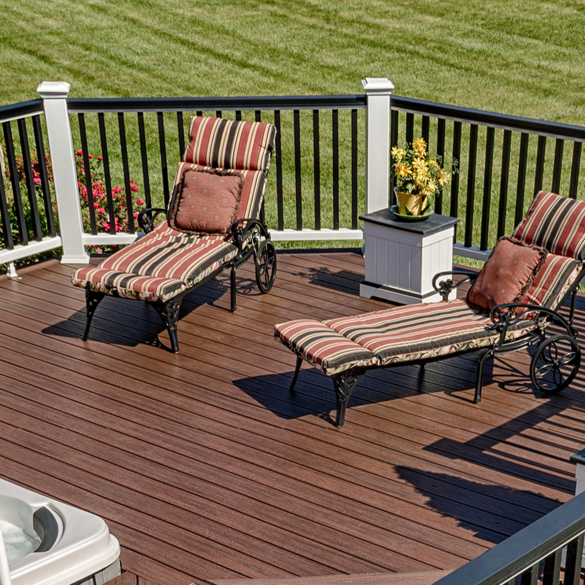 Main 7 - .94-in x 5.5-in x 16-ft Grooved Transcend® Tiki Torch - Arlington Coal & Lumber