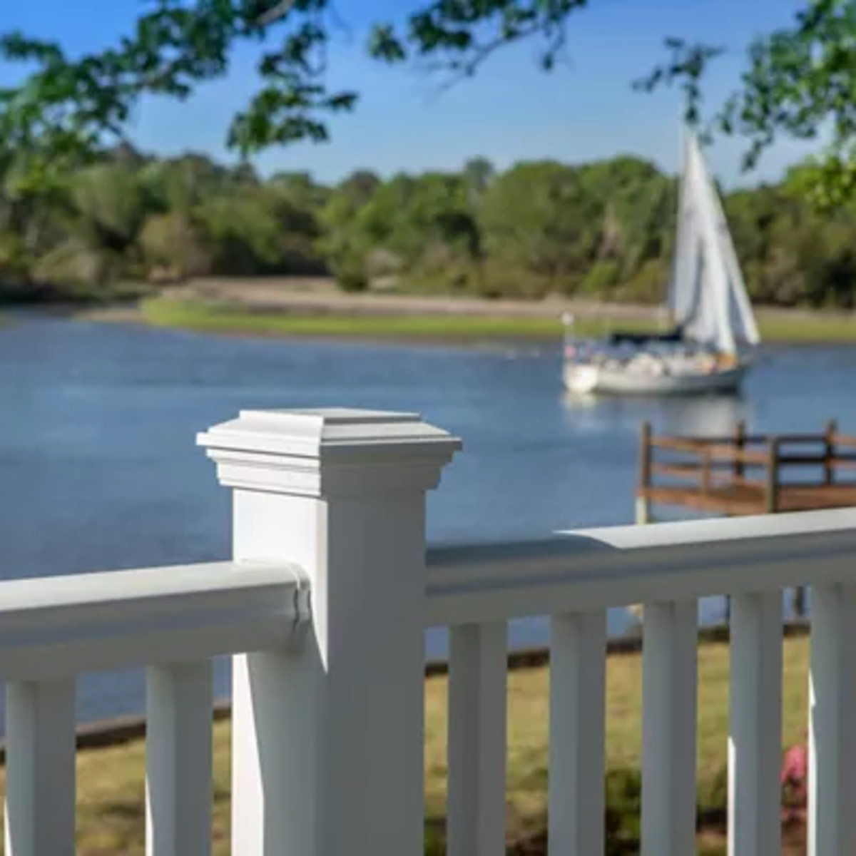 Main 6 - 6-ft Transcend® Crown Top Rail - Classic White Full Span - Arlington Coal & Lumber