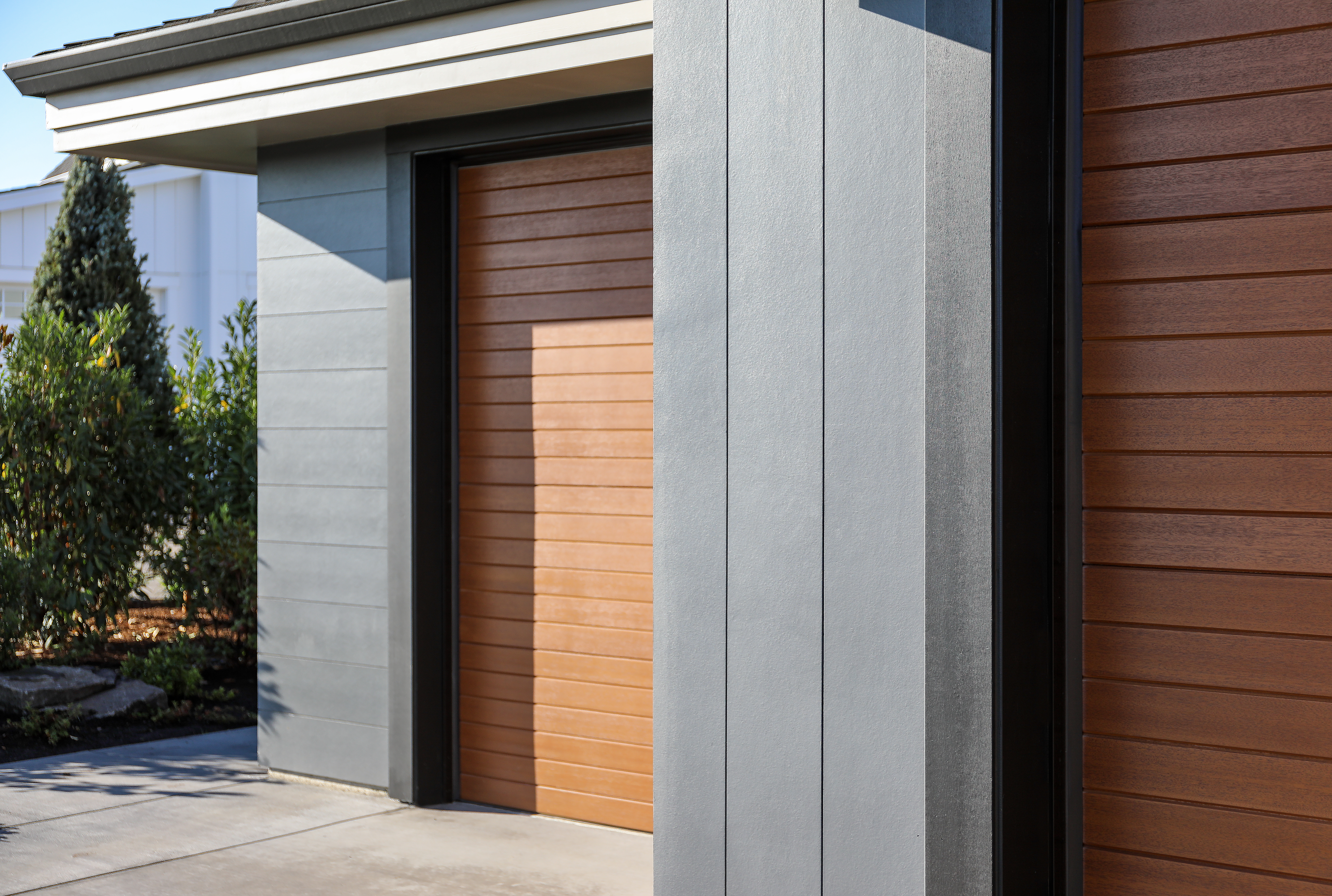 Main 9 - HARDIE PLANK HZ5 7.25 IN. X 144 IN. PRIMED SMOOTH FIBER CEMENT ARTISAN LAP SIDING - Arlington Coal & Lumber